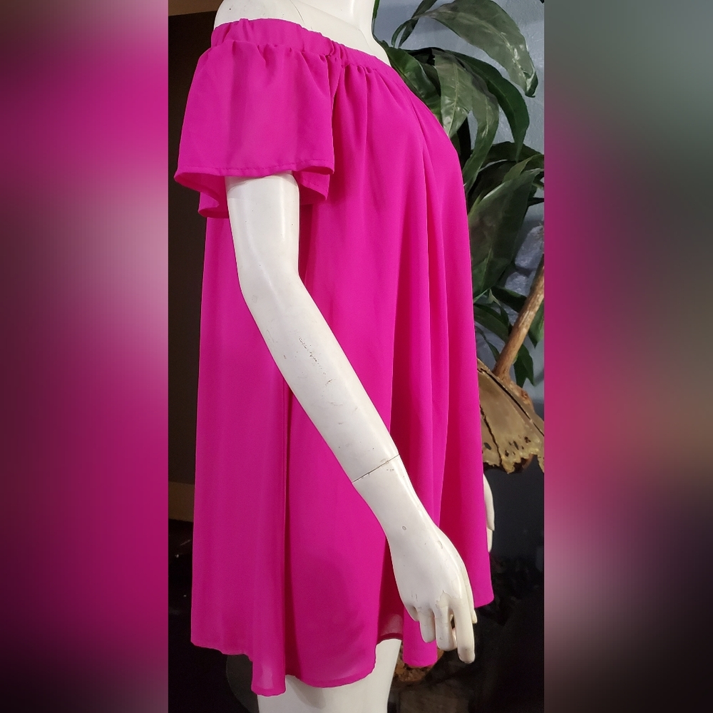 Style Rack Hot Pink Off Shoulder Shift Lined Mini Dress Size Medium - Picture 3 of 7